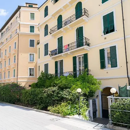 Sea View - 2 Bedrooms * Санремо